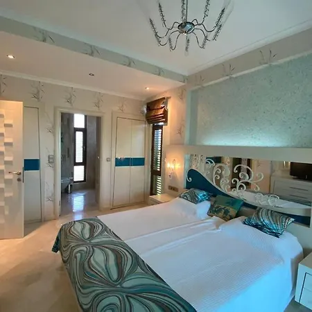 Prázdninový dům Luxury Private Villa Goldcity Alanya